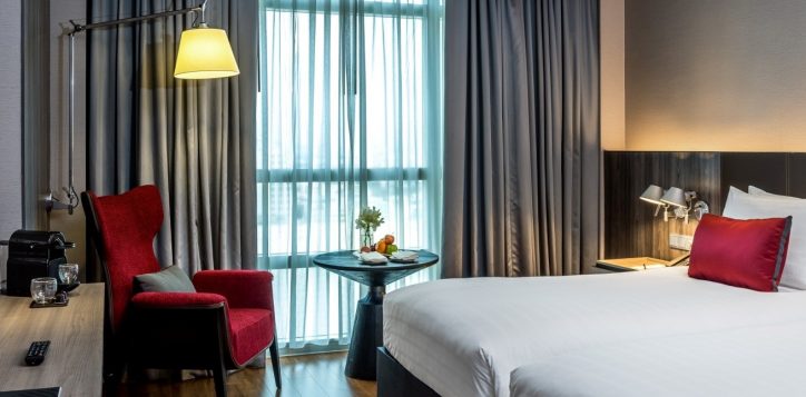 executive-room-with-lounge-access