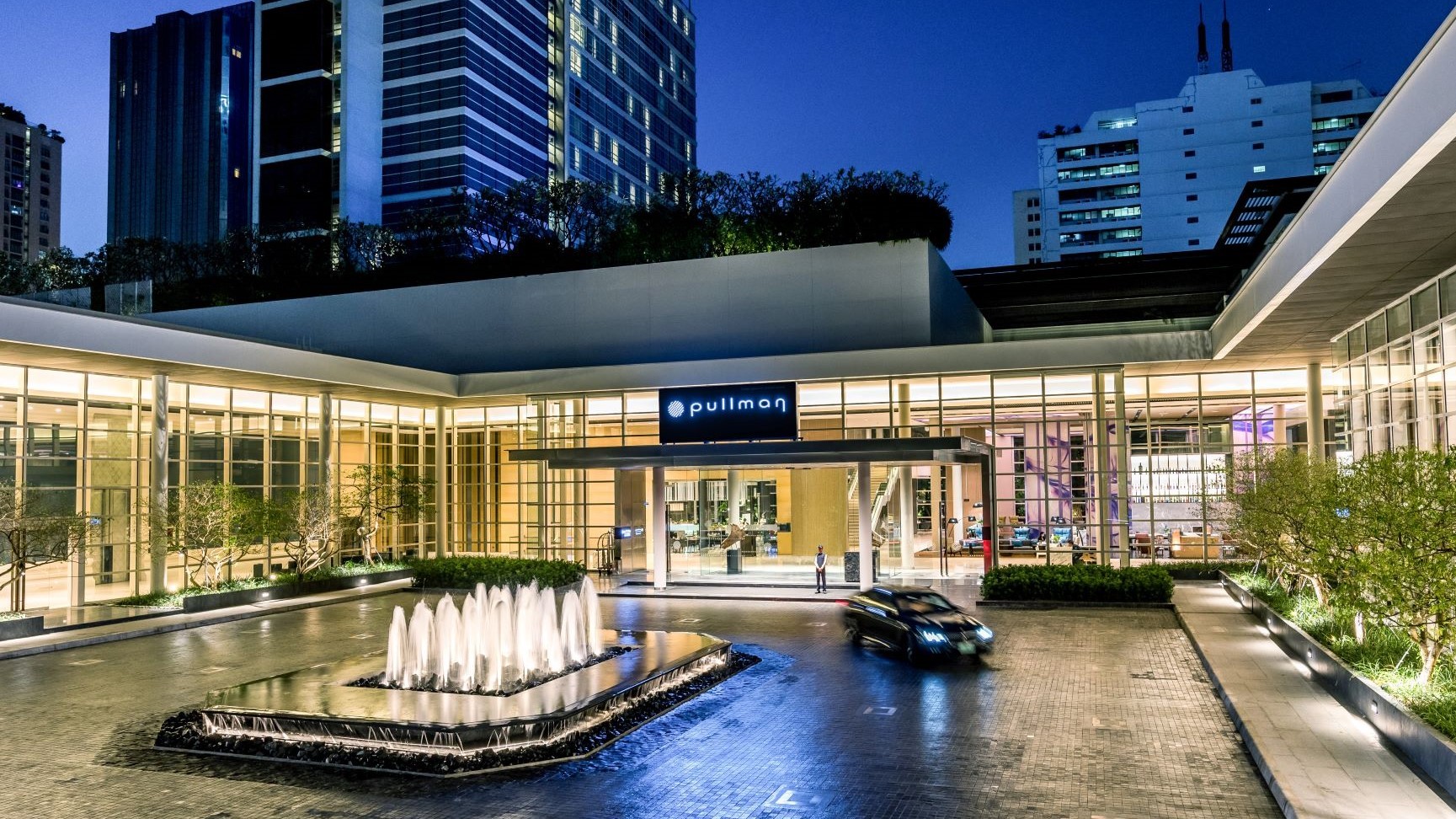 best hotel for visiting Bangkok attractions 