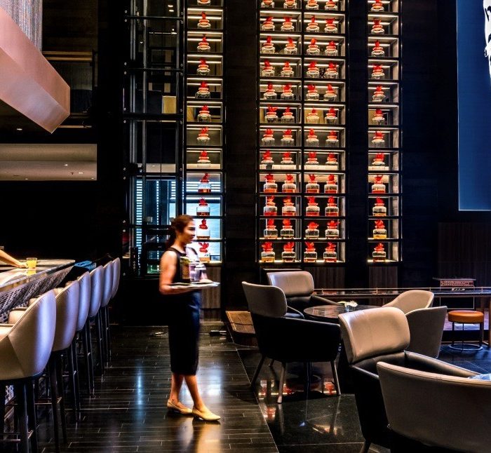 bars-near-victory-monument-bangkok