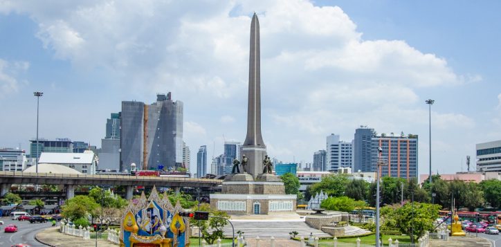 hotel-near-victory-monument