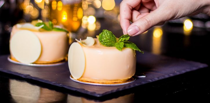 pear-creamy-with-exotic-fruit